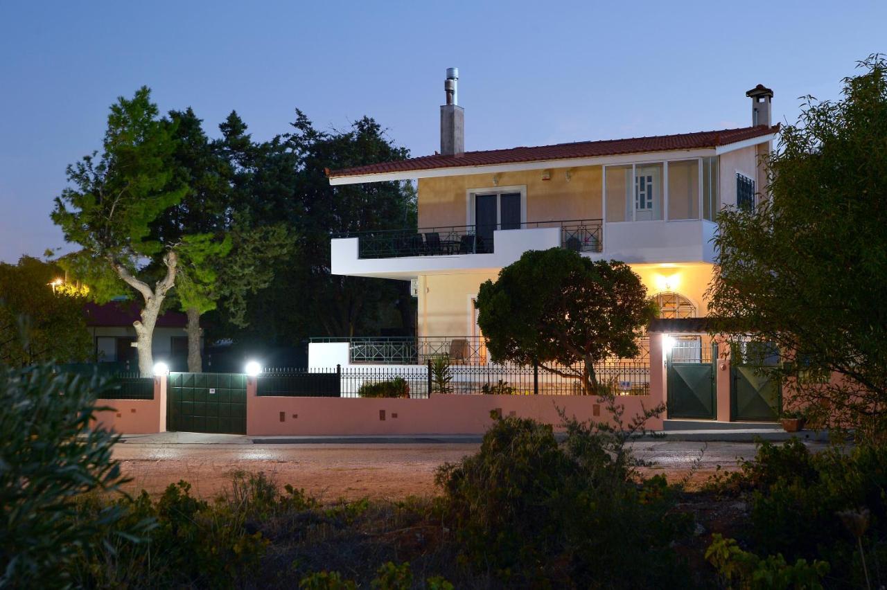 Domelia'S Luxury Apartments Near Airport & Beach Artemida  Exteriér fotografie
