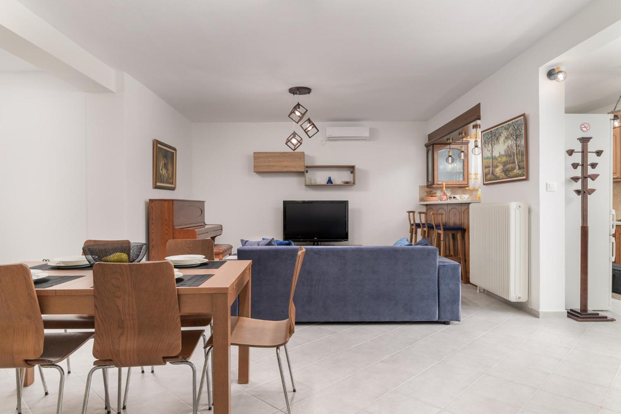 Domelia'S Luxury Apartments Near Airport & Beach Artemida  Exteriér fotografie